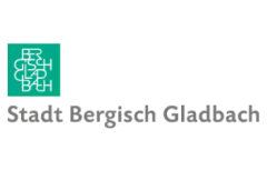 Un carré vert à côté du texte Frank Knight - Shubadri en gris, avec un texte noir plus petit et estompé en dessous.